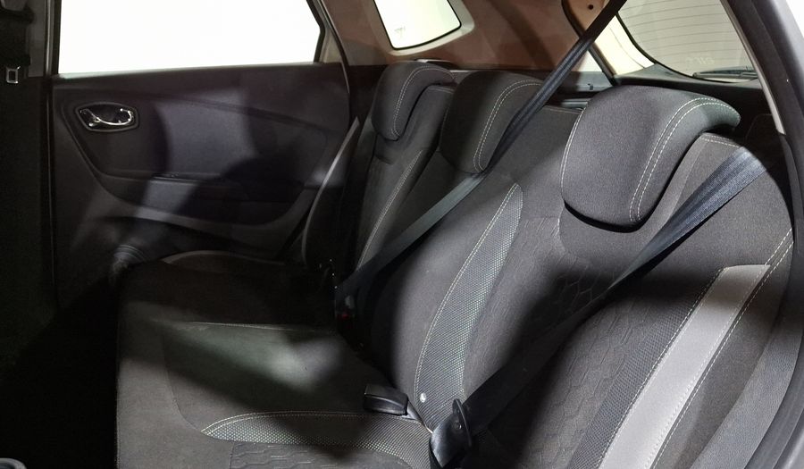 Renault Captur 2.0 INTENS Hatchback 2018