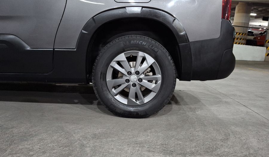Peugeot Rifter 1.2 PURETECH ALLURE PACK AUTO Minivan 2025