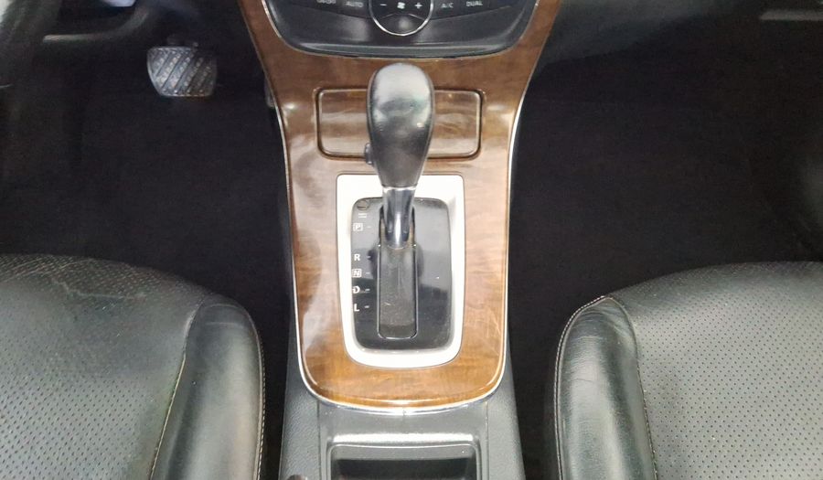 Nissan Sentra 1.8 EXCLUSIVE NAVI CVT Sedan 2016