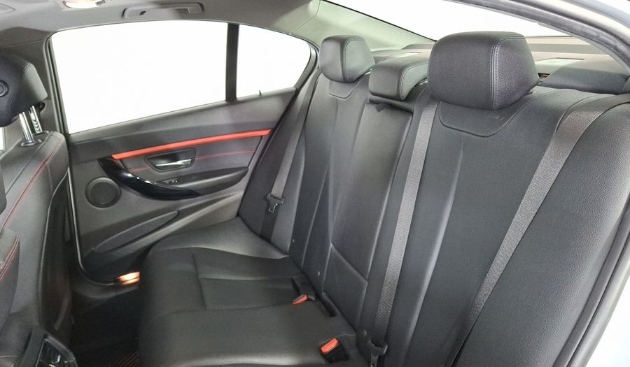 Bmw Serie 3 2.0 320IA SPORT LINE AUTO Sedan 2018