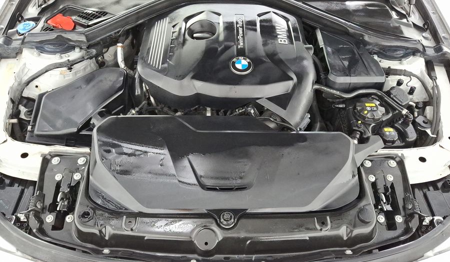 Bmw Serie 3 2.0 320IA SPORT LINE AUTO Sedan 2018