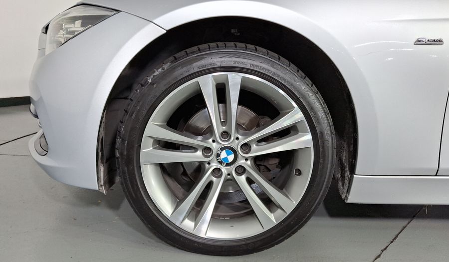 Bmw Serie 3 2.0 320IA SPORT LINE AUTO Sedan 2018