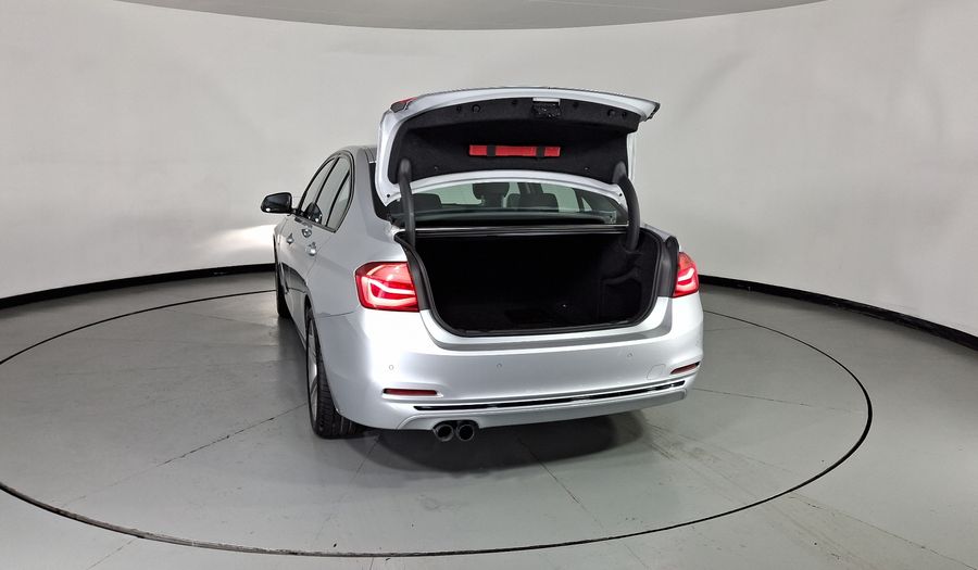 Bmw Serie 3 2.0 320IA SPORT LINE AUTO Sedan 2018