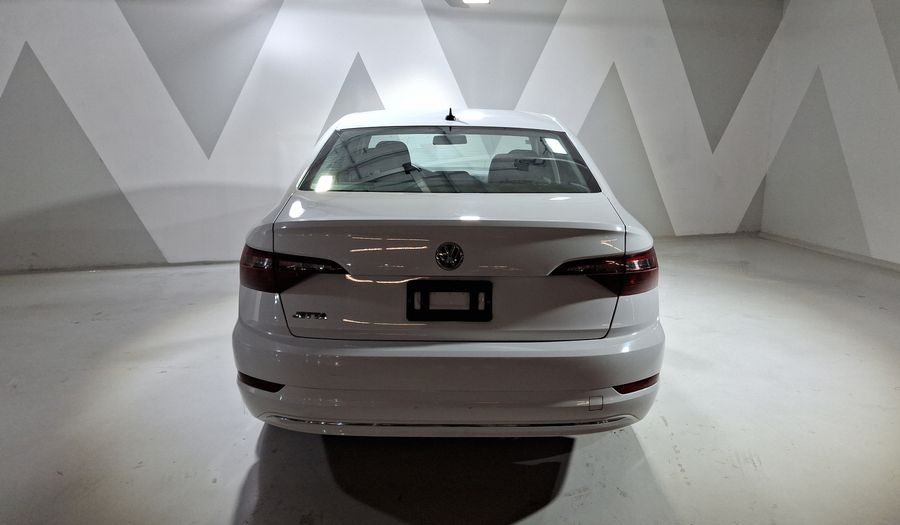 Volkswagen Jetta 1.4 TRENDLINE AUTO Sedan 2021