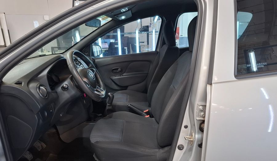 Renault Sandero 1.6 LIFE Hatchback 2021