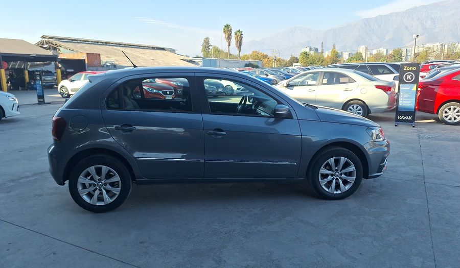 Volkswagen Gol 1.6 TRENDLINE Hatchback 2018