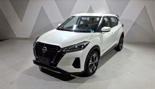Nissan • Kicks Play