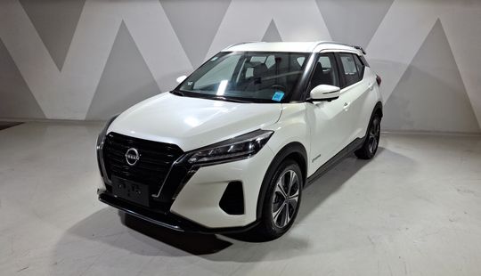 Nissan • Kicks Play