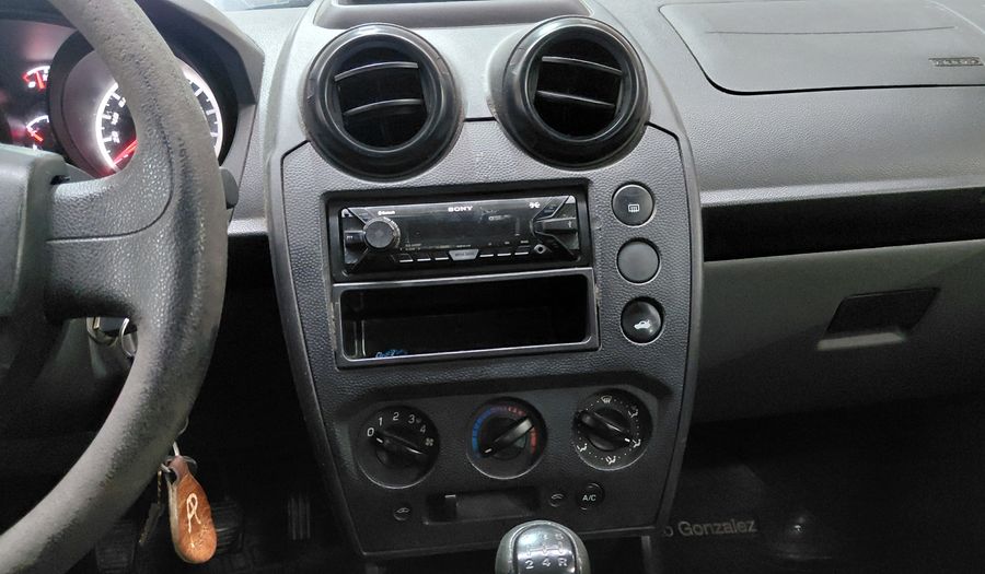 Ford Fiesta 1.6 AMBIENTE PLUS Hatchback 2011