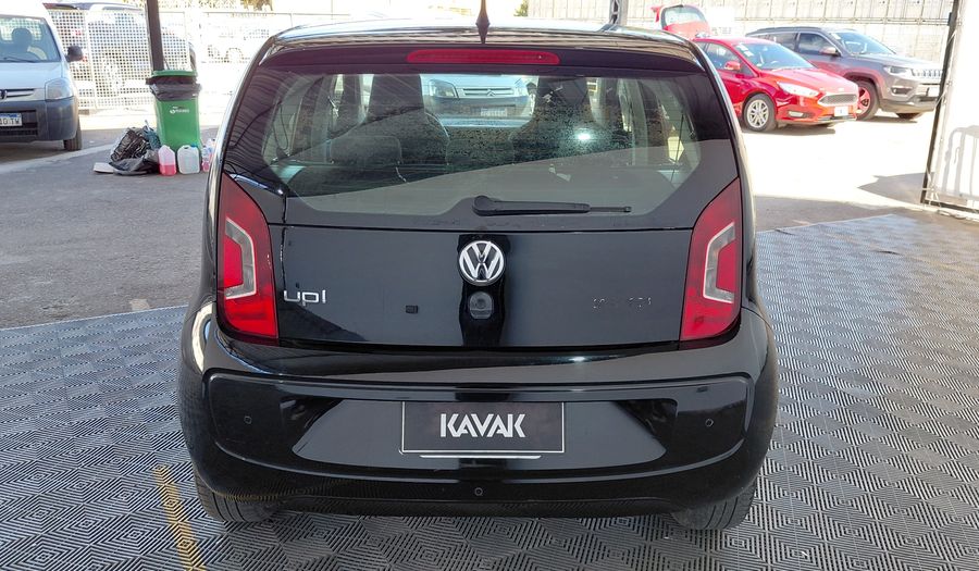 Volkswagen Up 1.0 BLACK UP Hatchback 2015