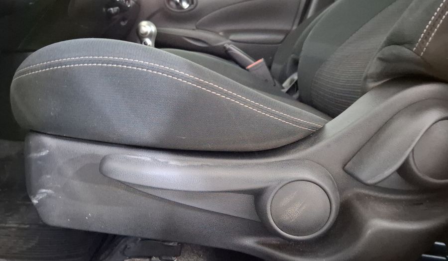 Nissan Versa 1.6 ADVANCE AUTO Sedan 2017