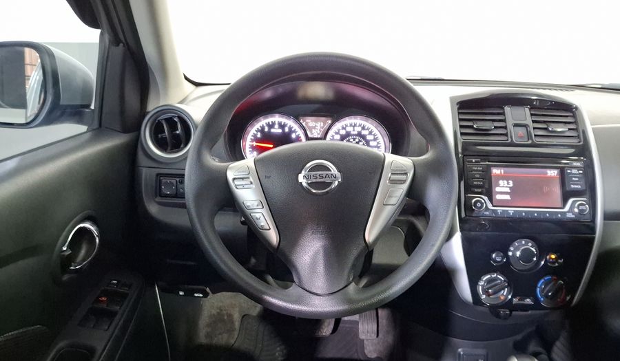 Nissan Versa 1.6 ADVANCE AUTO Sedan 2017