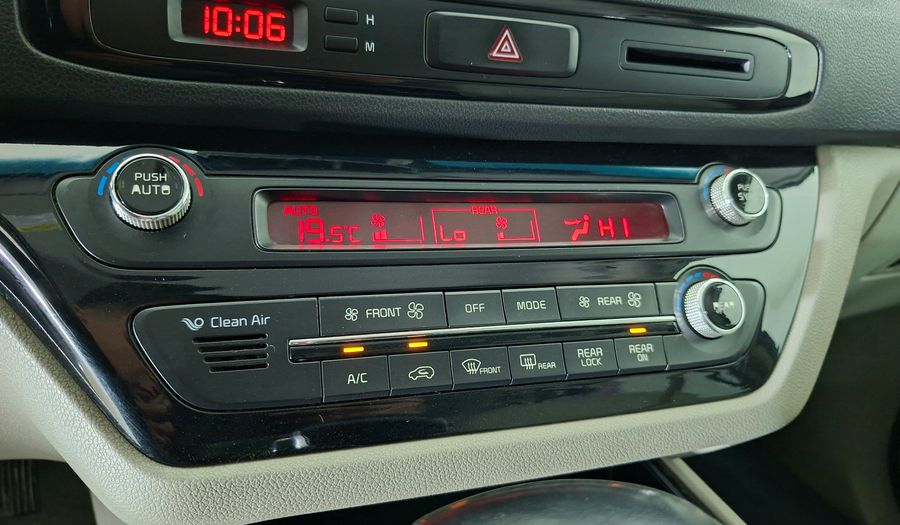 Kia Grand Carnival 3.3 GSL EX FULL AUTO Minivan 2020