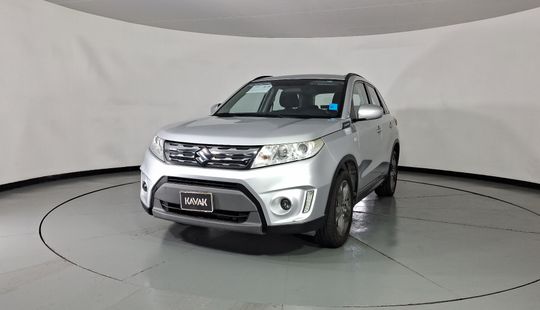 Suzuki • Vitara