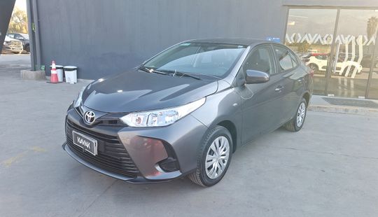 Toyota • Yaris
