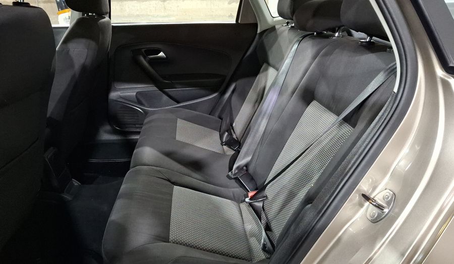 Volkswagen Vento 1.6 COMFORTLINE TIPTRONIC Sedan 2017