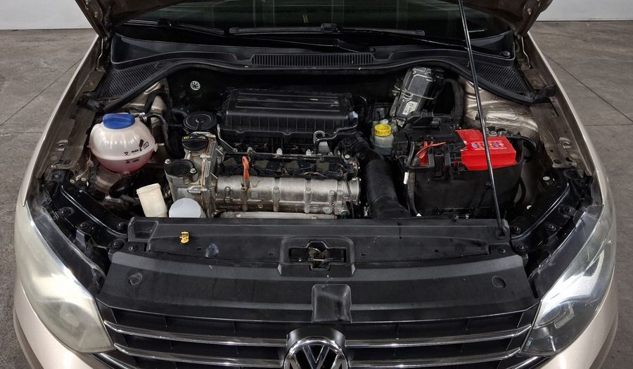 Volkswagen Vento 1.6 COMFORTLINE TIPTRONIC Sedan 2017