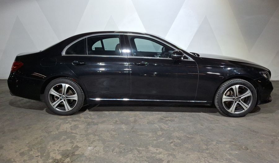 Mercedes Benz Clase E 2.0 200 AVANTGARDE AUTO Sedan 2019