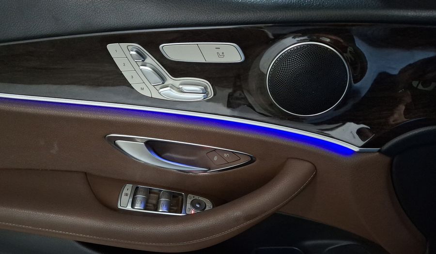 Mercedes Benz Clase E 2.0 200 AVANTGARDE AUTO Sedan 2019
