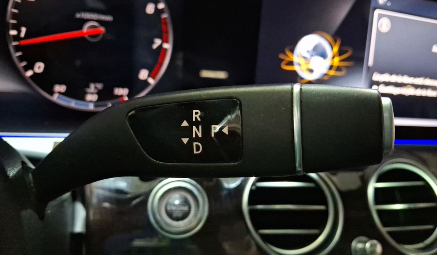 Mercedes Benz Clase E 2.0 200 AVANTGARDE AUTO Sedan 2019