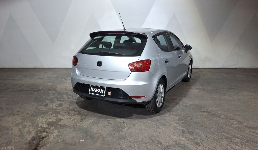 Seat Ibiza 2.0 REFERENCE 4 PTAS MT Hatchback 2013