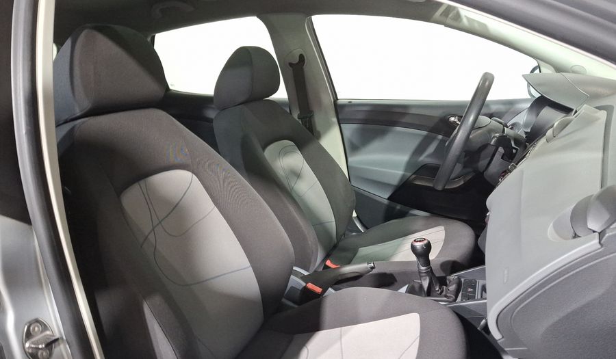 Seat Ibiza 2.0 REFERENCE 4 PTAS MT Hatchback 2013
