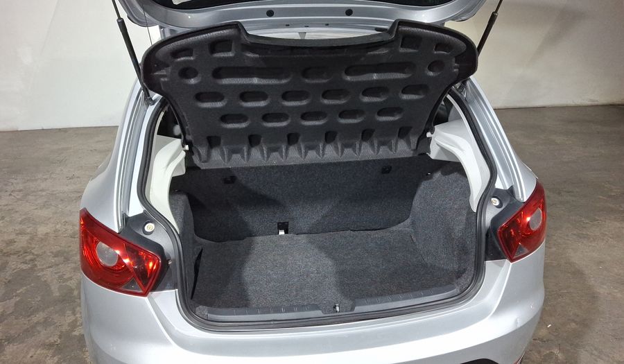 Seat Ibiza 2.0 REFERENCE 4 PTAS MT Hatchback 2013