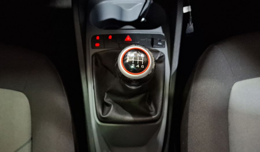 Seat Ibiza 2.0 REFERENCE 4 PTAS MT Hatchback 2013
