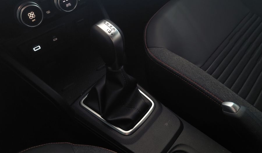 Renault Duster 1.3 T ICONIC CVT Suv 2025