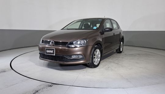 Volkswagen • Polo