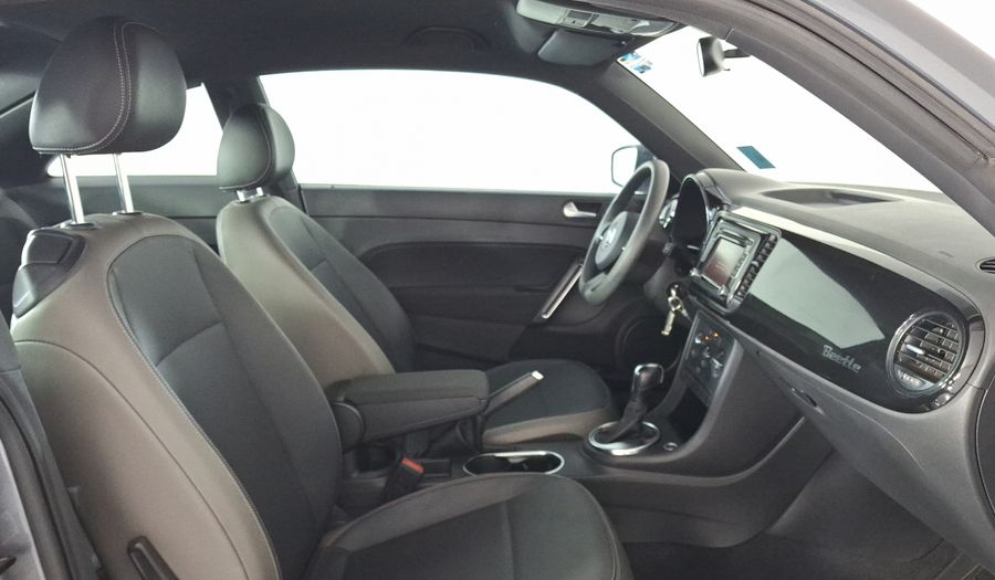 Volkswagen Beetle 2.5 TIPTRONIC Hatchback 2013