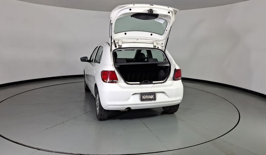 Volkswagen Gol 1.6 CL AC MT Hatchback 2015