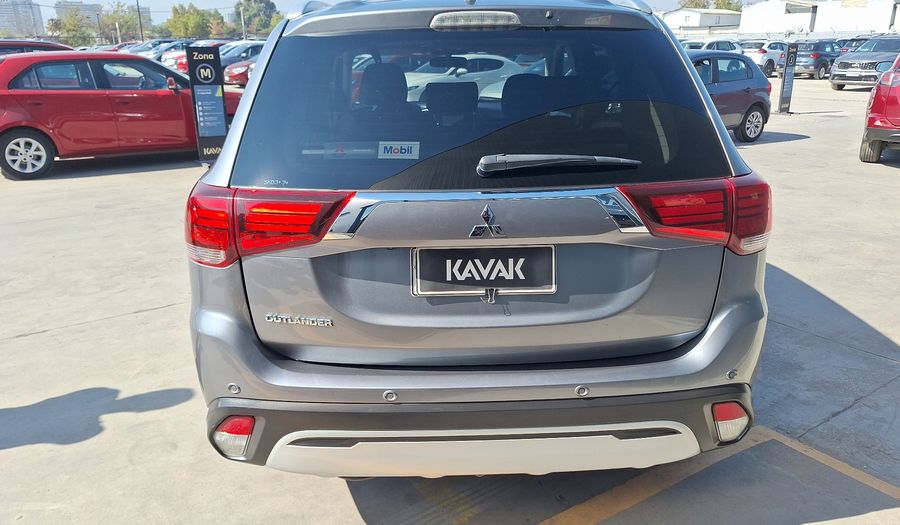 Mitsubishi Outlander 2.0 CVT GLX Suv 2023
