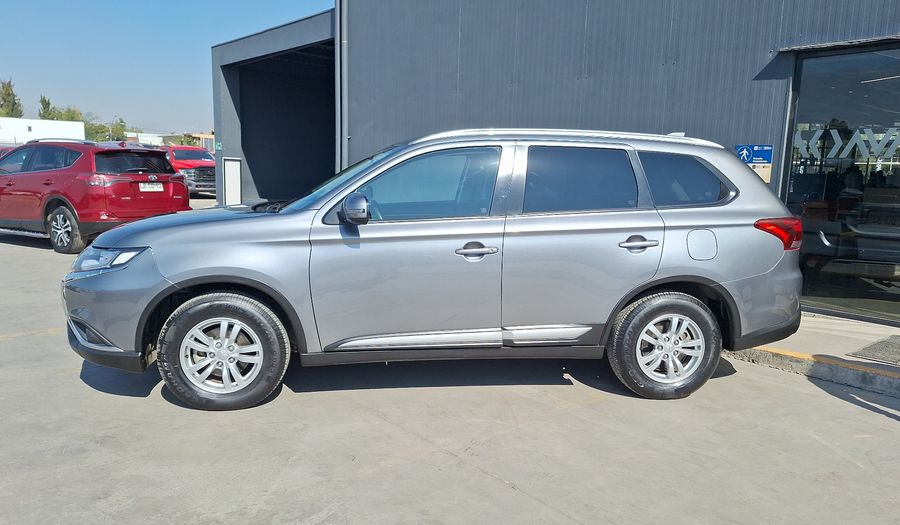 Mitsubishi Outlander 2.0 CVT GLX Suv 2023