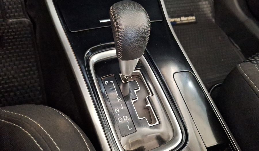 Mitsubishi Outlander 2.0 CVT GLX Suv 2023