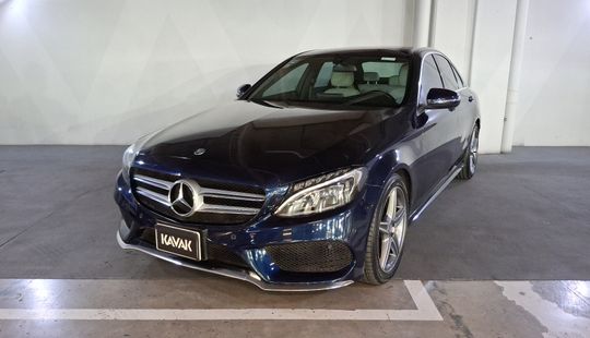 Mercedes Benz • Clase C