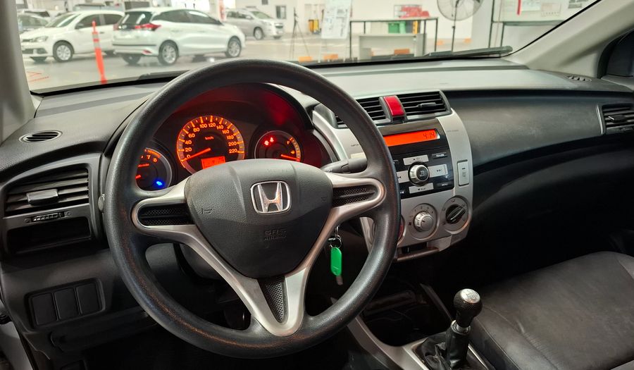 Honda City 1.5 LX MT Sedan 2011