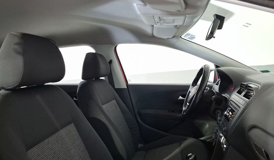 Volkswagen Polo 1.6 MT Hatchback 2017