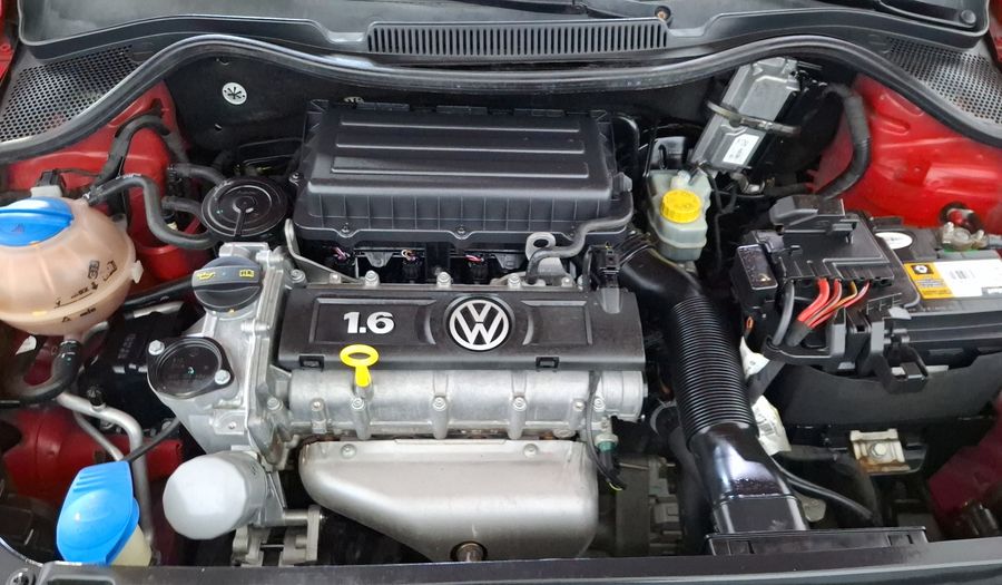 Volkswagen Polo 1.6 MT Hatchback 2017