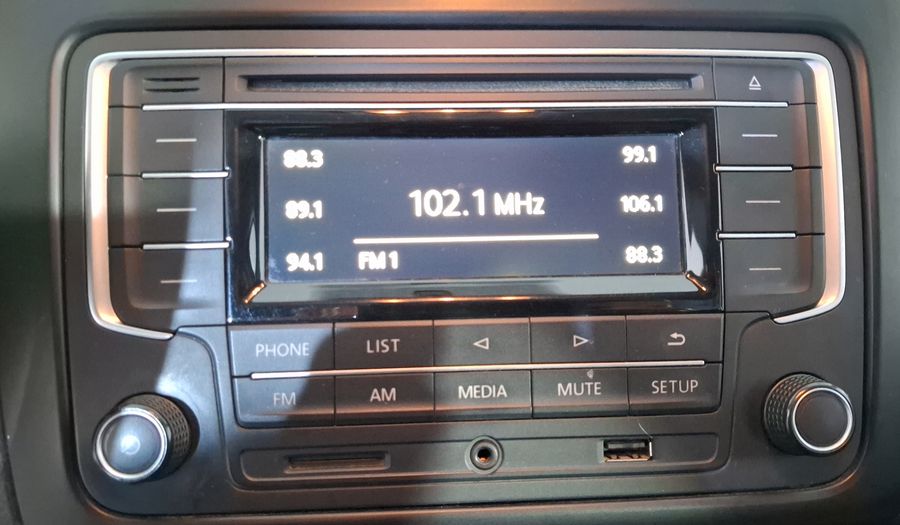 Volkswagen Polo 1.6 MT Hatchback 2017