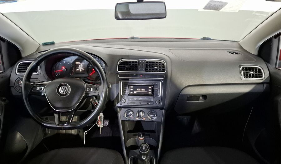 Volkswagen Polo 1.6 MT Hatchback 2017