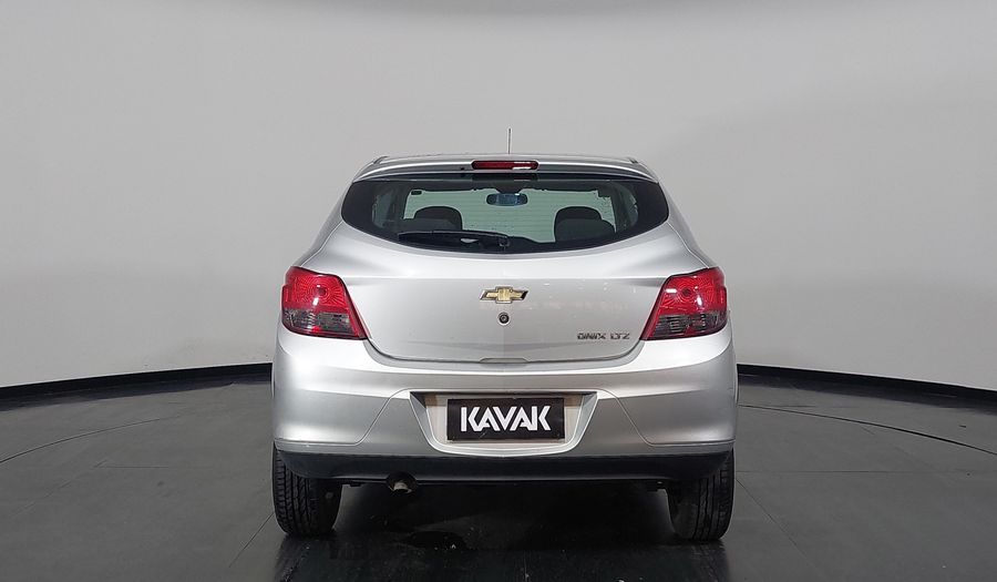 Chevrolet Onix 1.4 SPE/4 LTZ AUTO Hatchback 2016