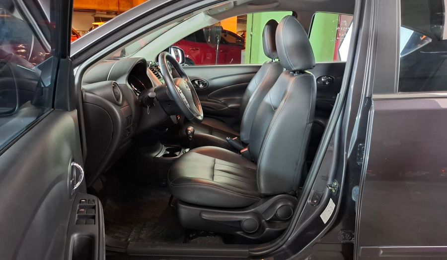 Nissan Versa 1.6 EXCLUSIVE CVT Sedan 2020