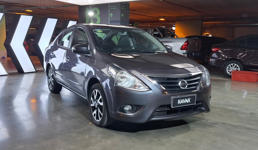 Nissan Versa 1.6 EXCLUSIVE CVT Sedan 2020