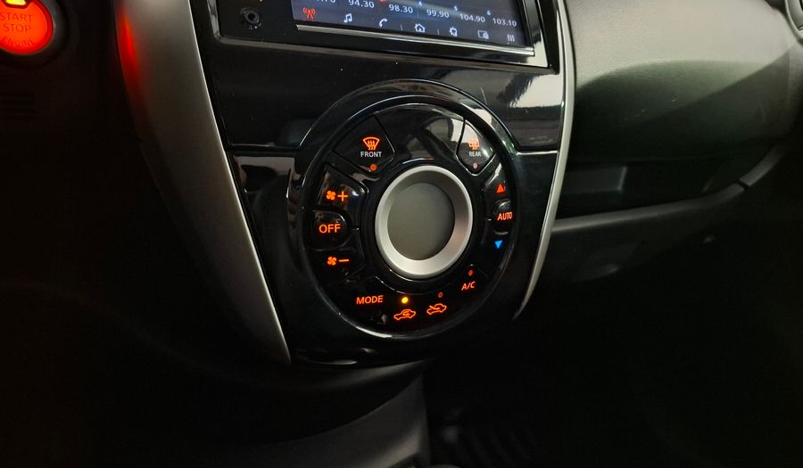Nissan Versa 1.6 EXCLUSIVE CVT Sedan 2020