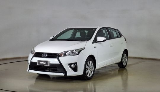 Toyota • Yaris