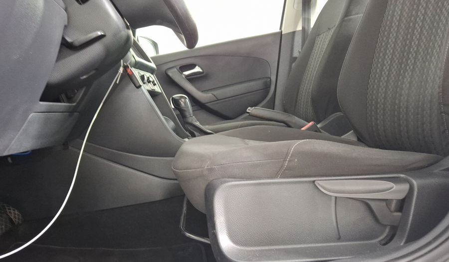 Volkswagen Vento 1.6 TIPTRONIC Sedan 2017