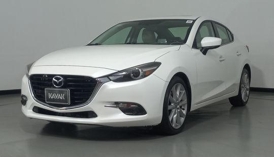 Mazda • Mazda 3