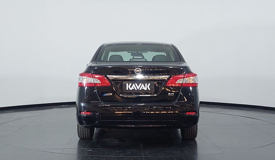 Nissan Sentra 2.0 SV CVT Sedan 2016