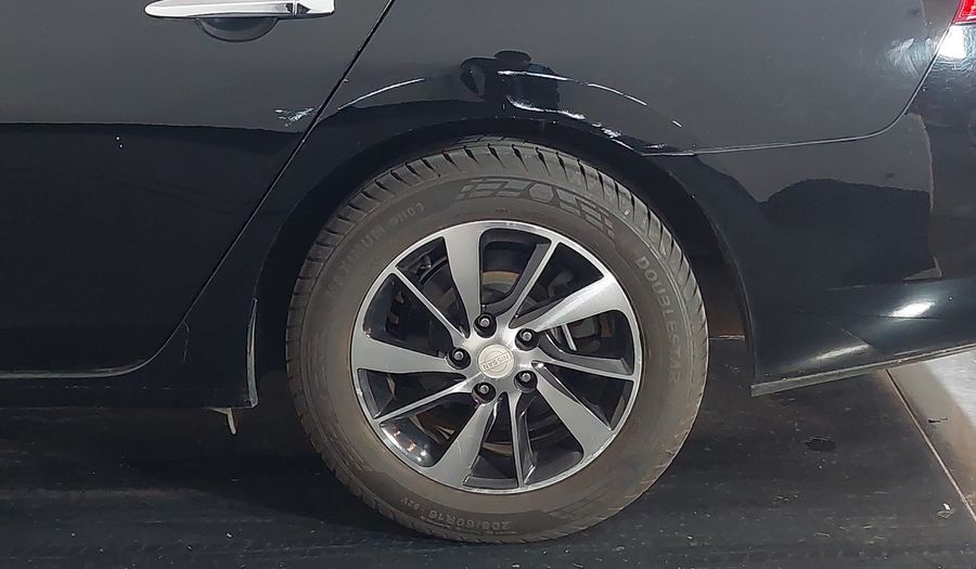Nissan Sentra 2.0 SV CVT Sedan 2016